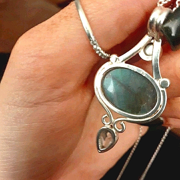 Labradorite topaz and pearl Sterling necklace - Picture 5 of 5